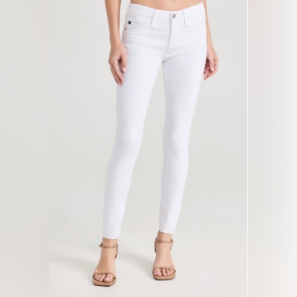 Ag Adriano Goldschmied Denim - AG the Stevie petite slim straight white denim